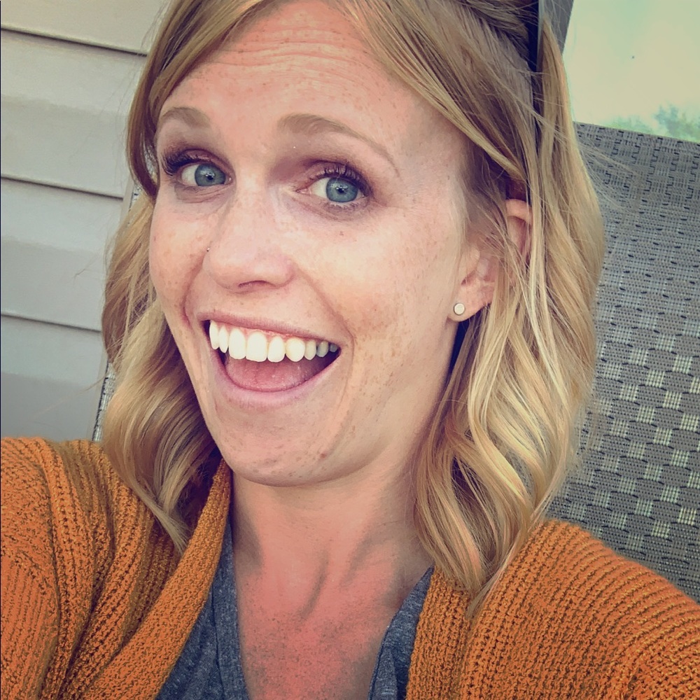 Meet your Posher, Sarah